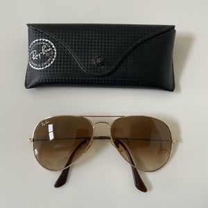 Ray-Ban Aviator Classic Sunglasses